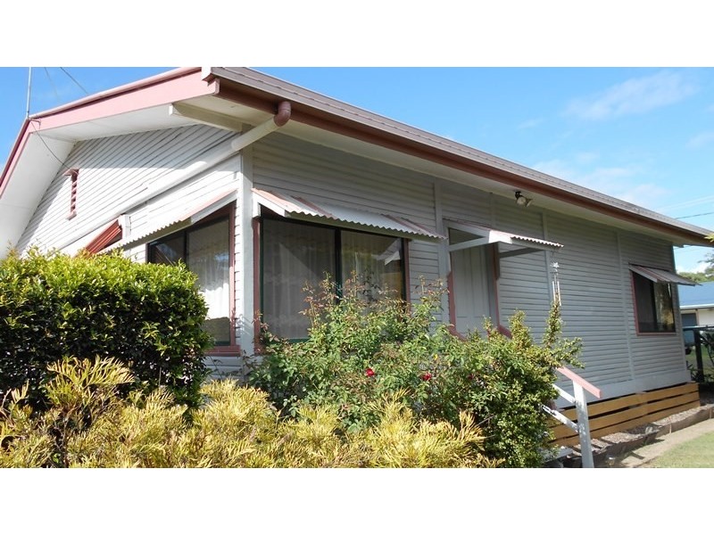 18 Colin Street, Moore QLD 4306