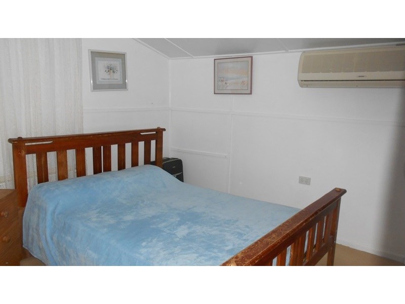 18 Colin Street, Moore QLD 4306