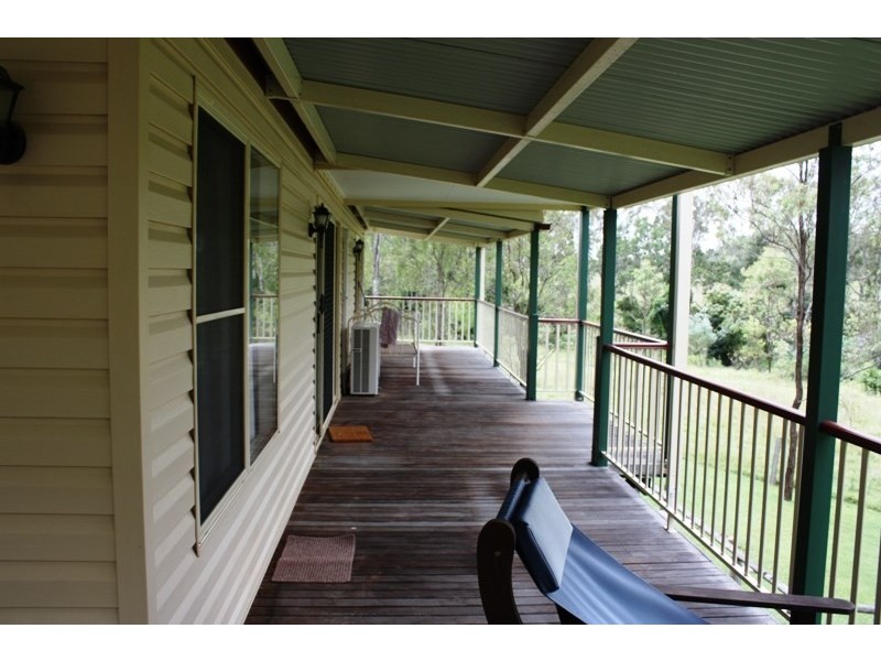 33 Alice Street, Linville QLD 4306