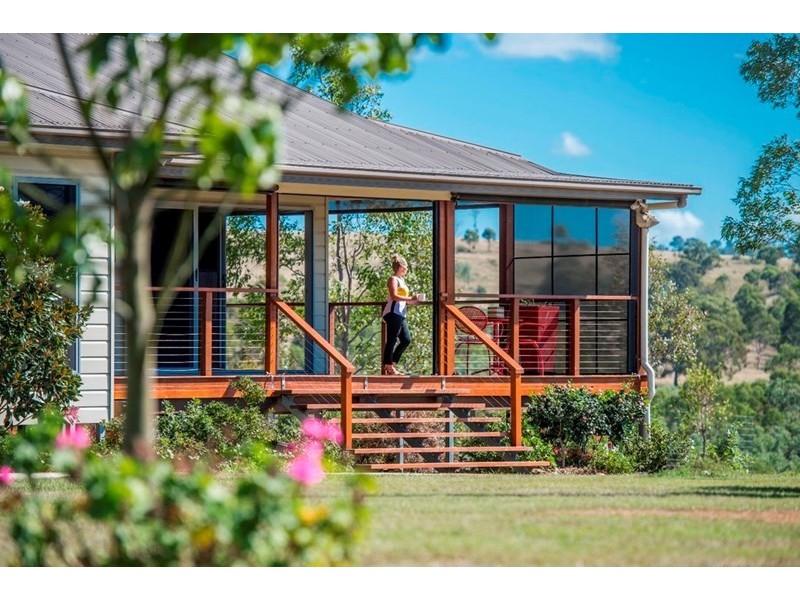 11242 D’Aguilar Highway, Blackbutt QLD 4306