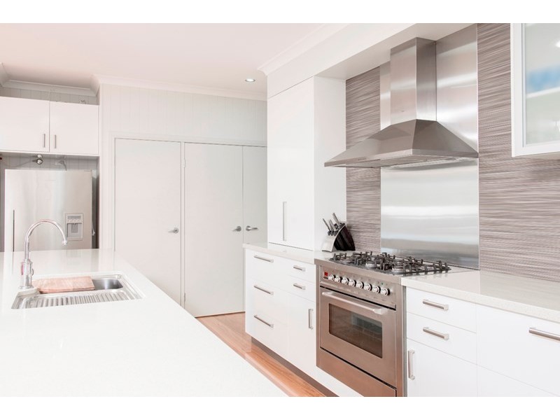 11242 D’Aguilar Highway, Blackbutt QLD 4306