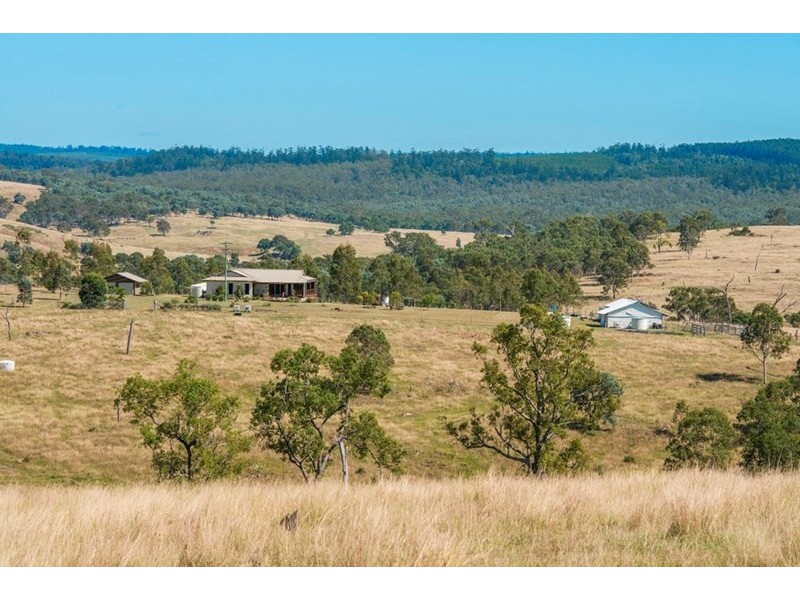 11242 D’Aguilar Highway, Blackbutt QLD 4306