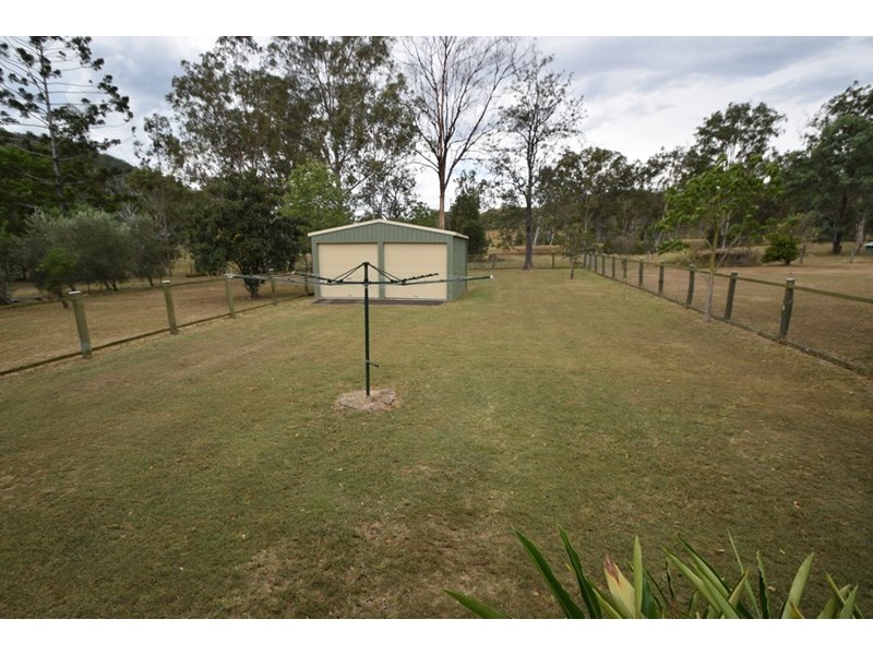 78 East Street, Esk QLD 4312