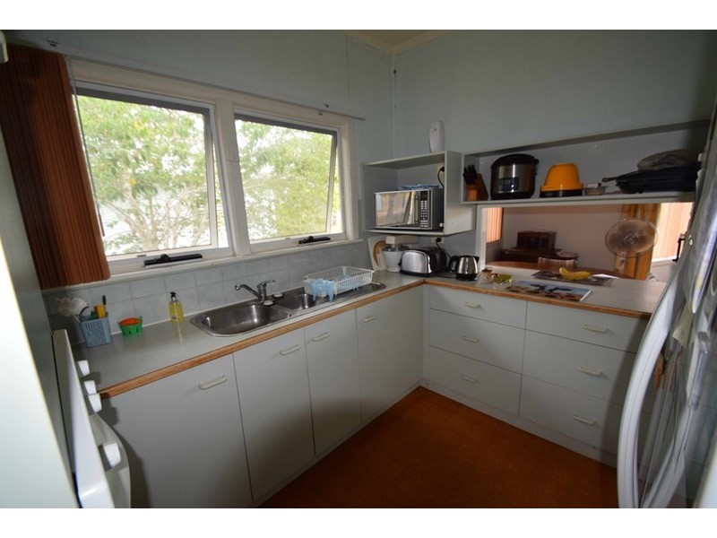 78 East Street, Esk QLD 4312