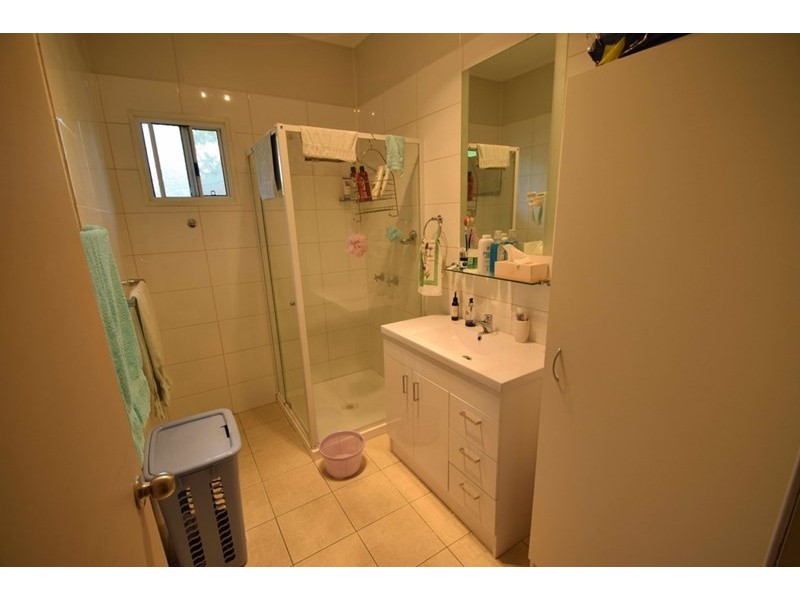 78 East Street, Esk QLD 4312