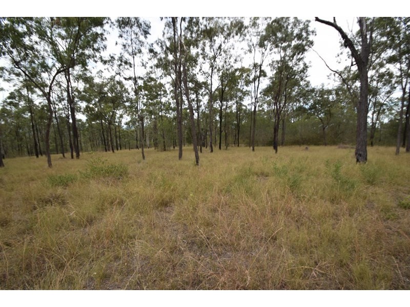 17 Lakeview Drive, Esk QLD 4312