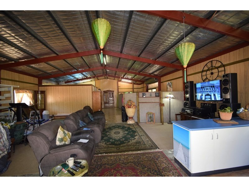 213 Wattle Road, Coominya QLD 4311