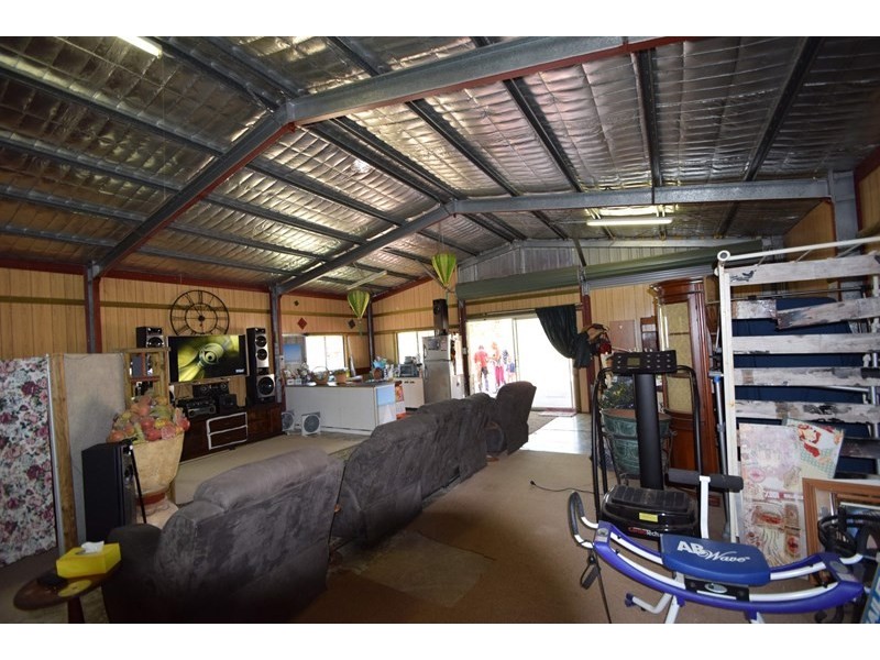 213 Wattle Road, Coominya QLD 4311