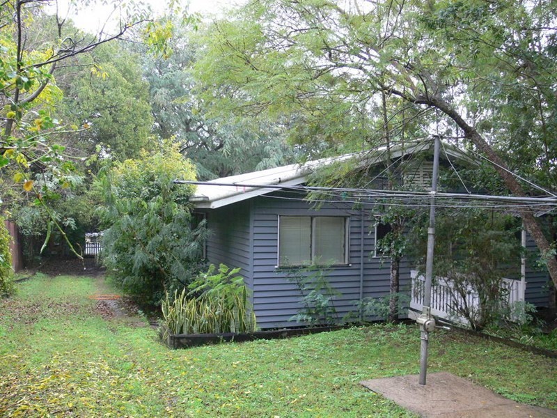 86 Middle Street, Esk QLD 4312