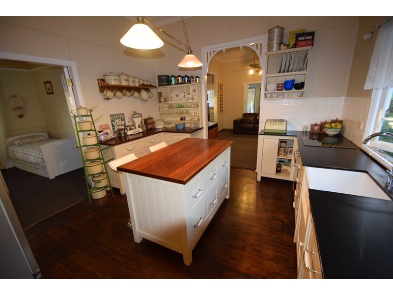 49 Laurel Street, Esk QLD 4312