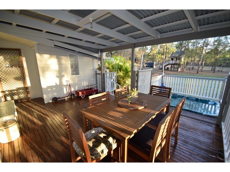 49 Laurel Street, Esk QLD 4312