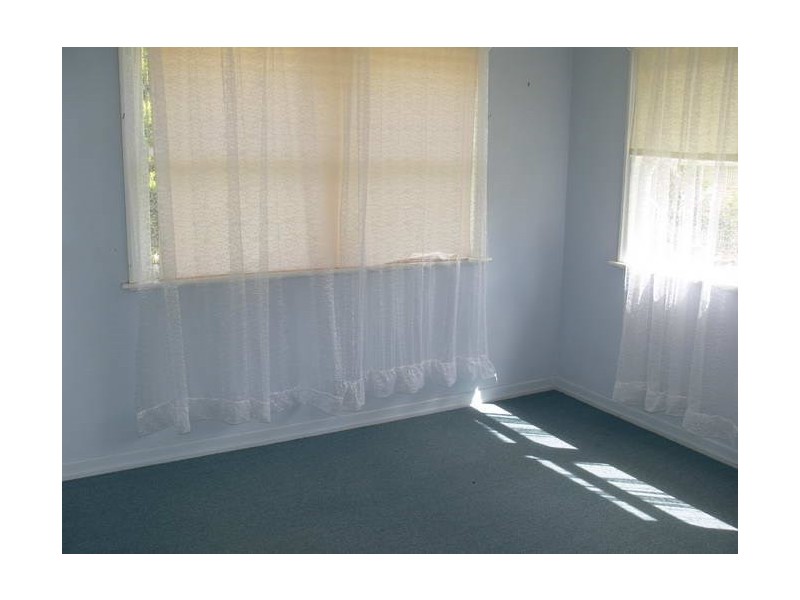 31 Adelaide Street, Esk QLD 4312