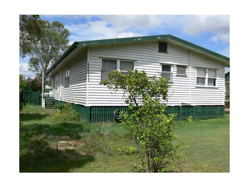31 Adelaide Street, Esk QLD 4312