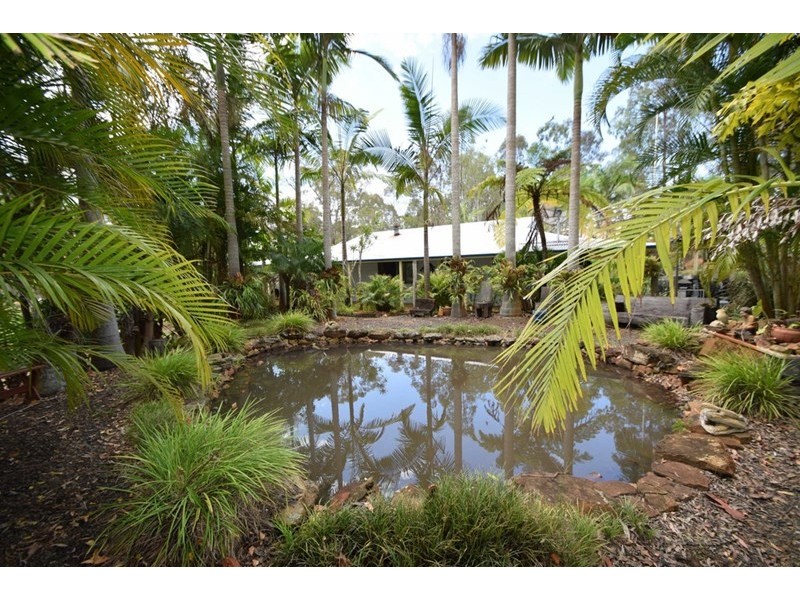 122 Pine Crescent, Esk QLD 4312