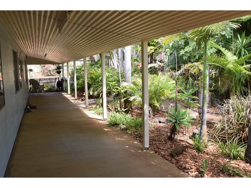 122 Pine Crescent, Esk QLD 4312