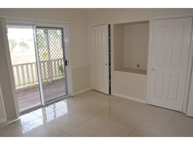 8 Pensacola Parade, Coominya QLD 4311