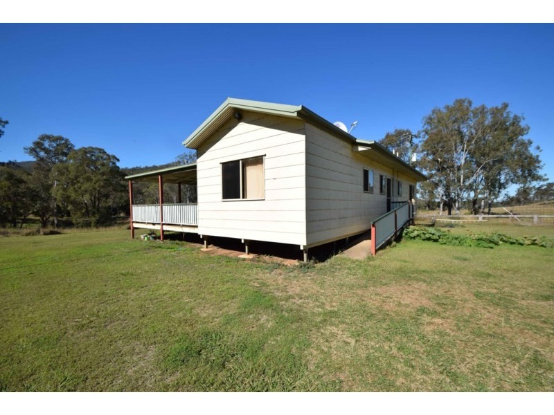 317 Sim Jue Creek Road, Dundas QLD 4306