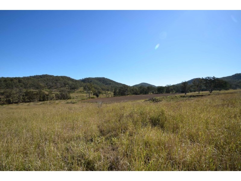 317 Sim Jue Creek Road, Dundas QLD 4306