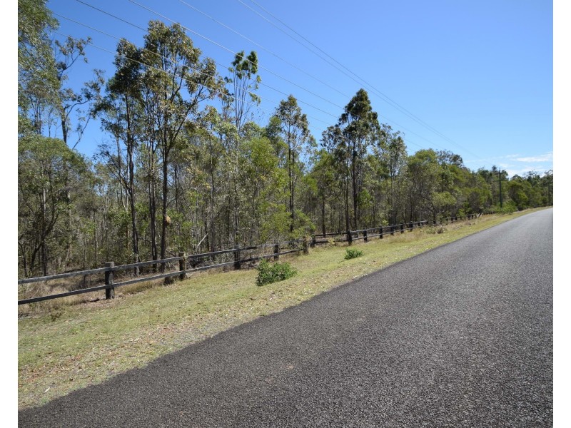 27 Royal Drive, Mount Hallen QLD 4312