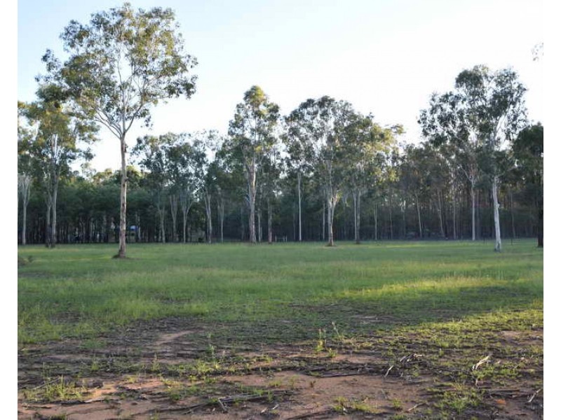 123 Cedar Avenue, Esk QLD 4312