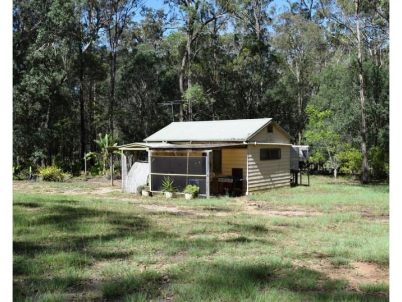 175 Packer Road, Blackbutt QLD 4306