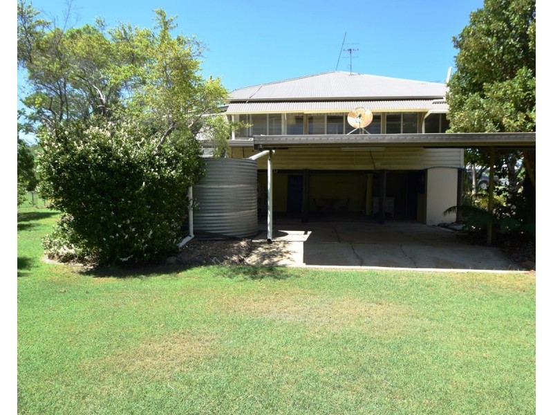 17 Dingyarra Street, Toogoolawah QLD 4313