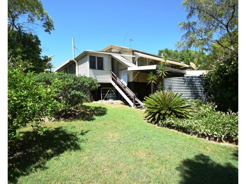 17 Dingyarra Street, Toogoolawah QLD 4313