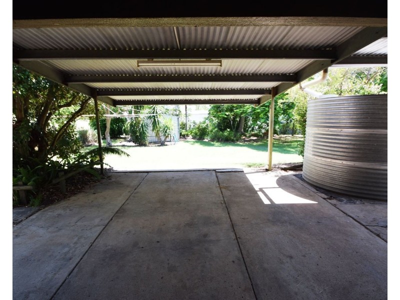 17 Dingyarra Street, Toogoolawah QLD 4313