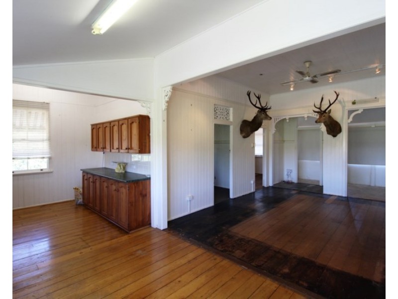 536 Esk Crows Nest Road, Biarra QLD 4313