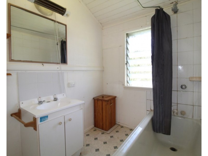 536 Esk Crows Nest Road, Biarra QLD 4313