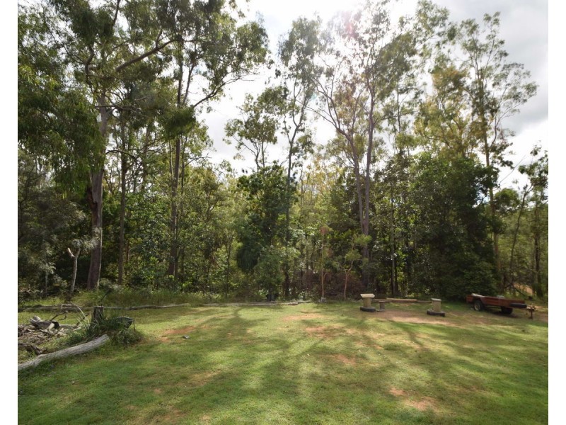 410 Langtons Lane, Esk QLD 4312