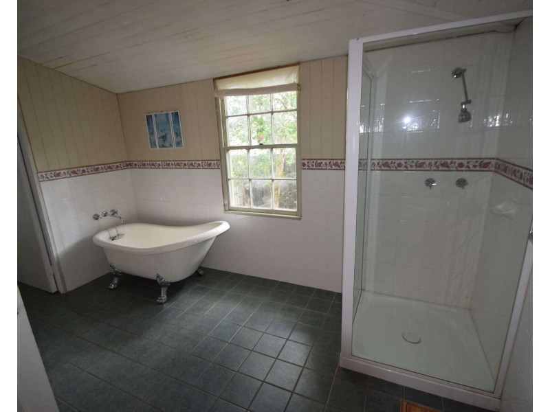 50 Middle Street, Esk QLD 4312