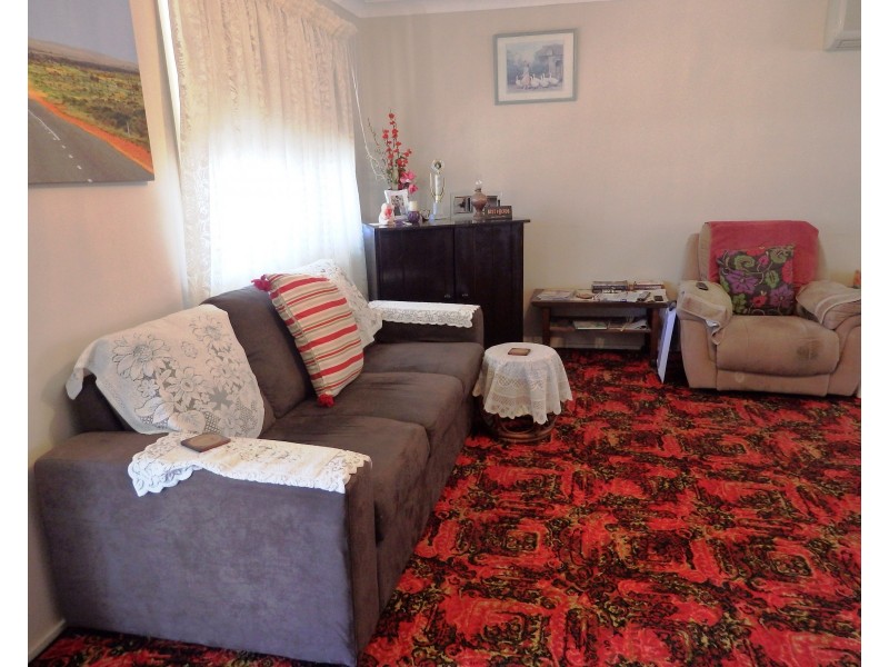 50 Dingyarra Street, Toogoolawah QLD 4313