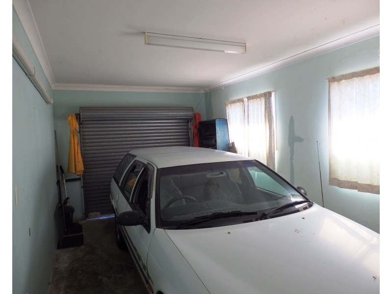 50 Dingyarra Street, Toogoolawah QLD 4313