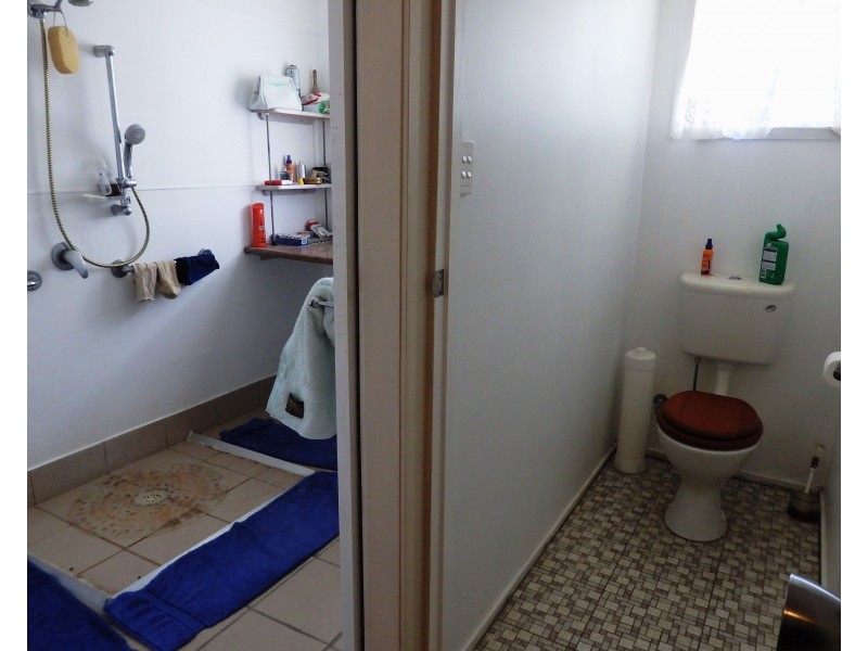 50 Dingyarra Street, Toogoolawah QLD 4313