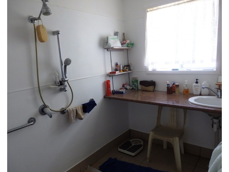 50 Dingyarra Street, Toogoolawah QLD 4313