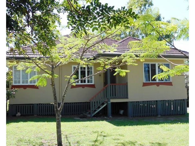 20 George Street, Toogoolawah QLD 4313