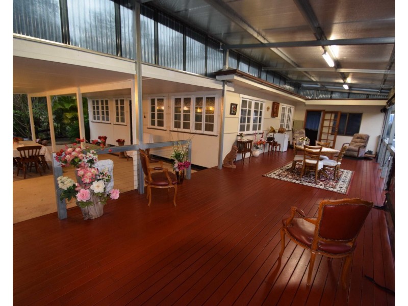 106 Dunlop Road, Esk QLD 4312