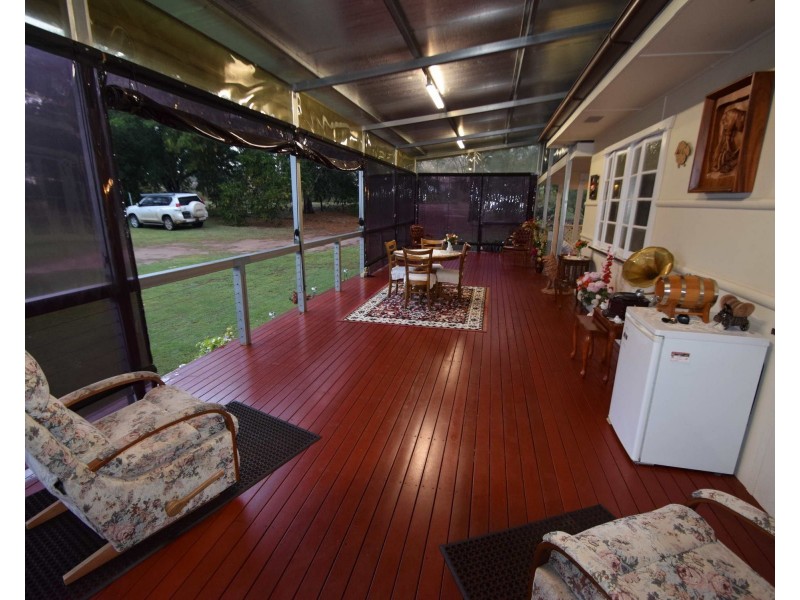 106 Dunlop Road, Esk QLD 4312