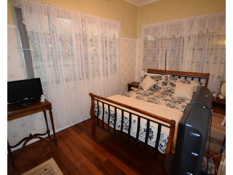 106 Dunlop Road, Esk QLD 4312