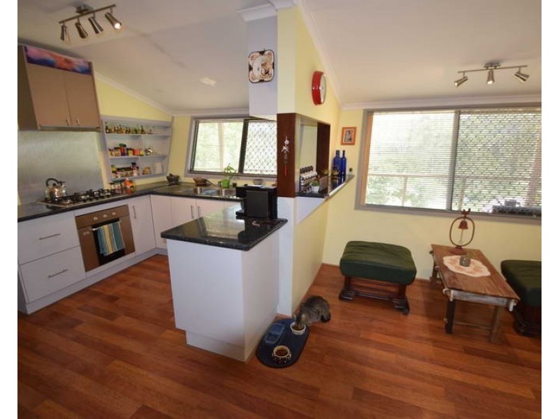 1 East Street, Esk QLD 4312