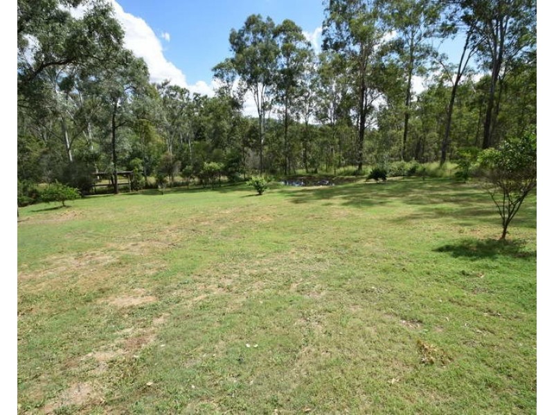 1 East Street, Esk QLD 4312
