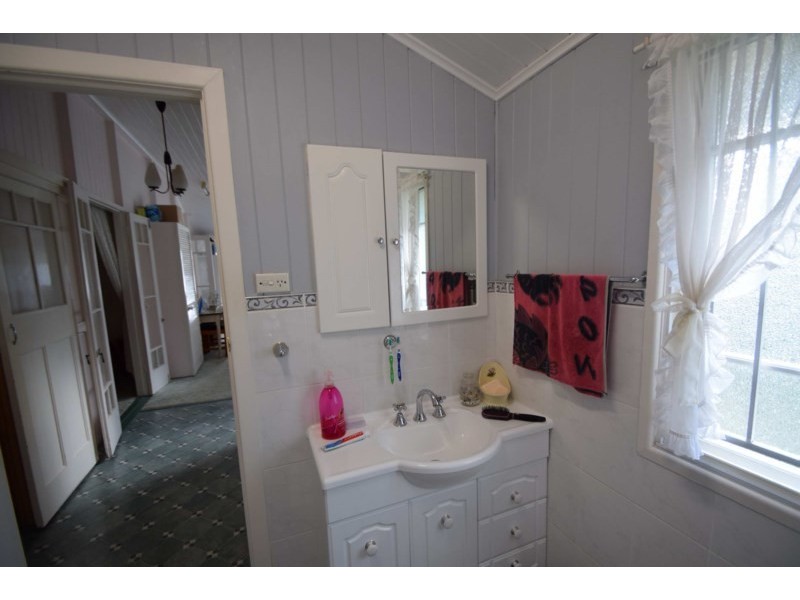 193 Esk Hampton Road, Esk QLD 4312