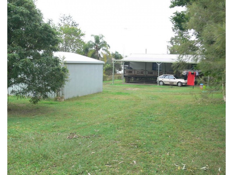 34 South Street, Esk QLD 4312
