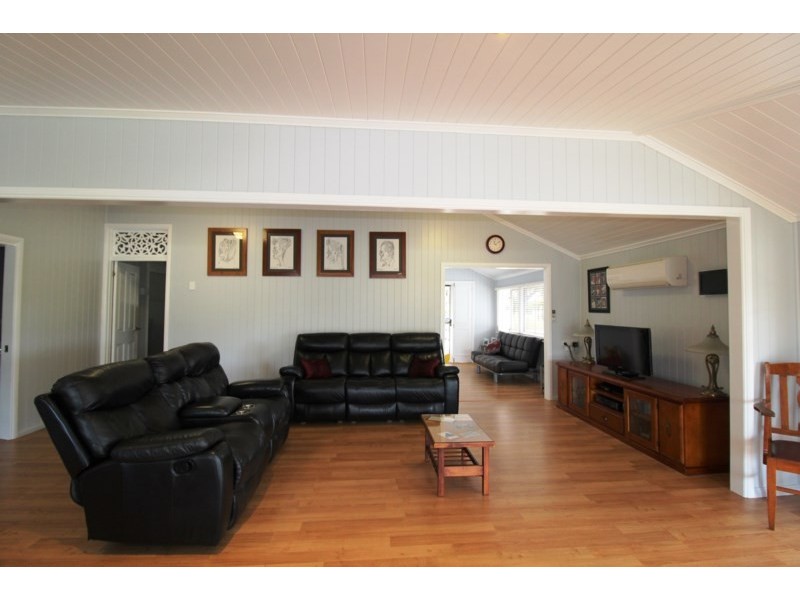 82 Eskdale Road, Toogoolawah QLD 4313