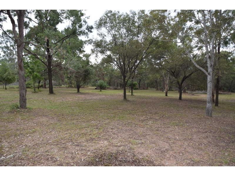 148 Pine Crescent, Esk QLD 4312