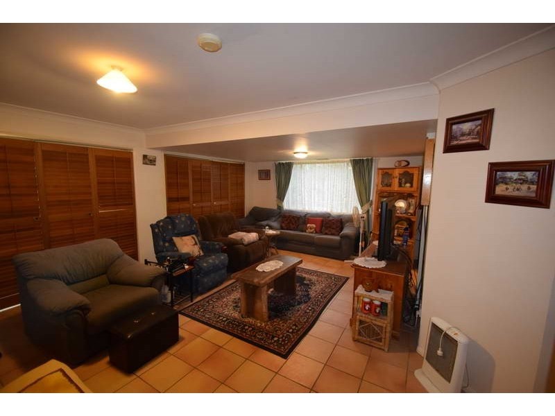 148 Pine Crescent, Esk QLD 4312