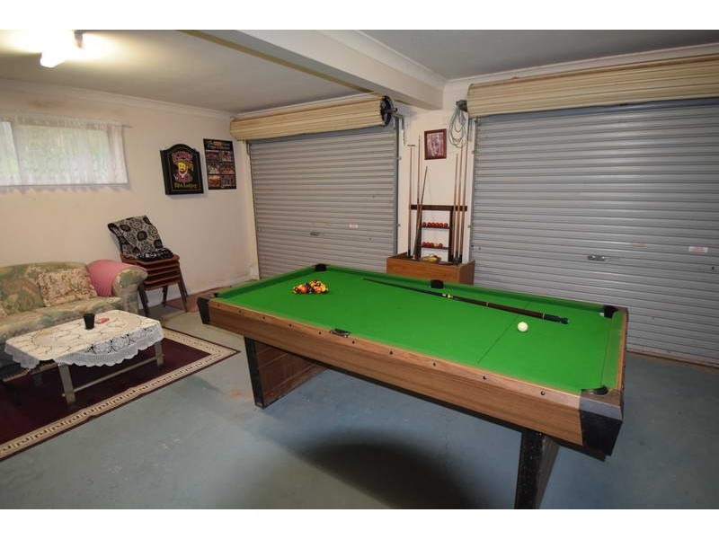 148 Pine Crescent, Esk QLD 4312