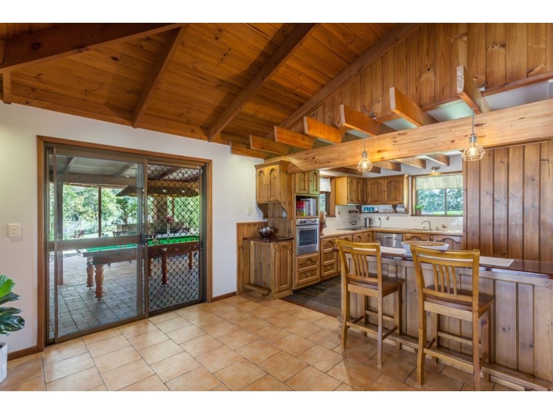 274 Willaura Drive, Mount Hallen QLD 4312
