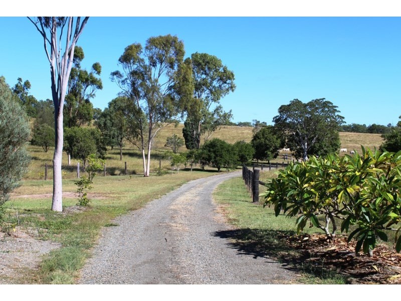 261 Hamiltons Lane, Mount Beppo QLD 4313